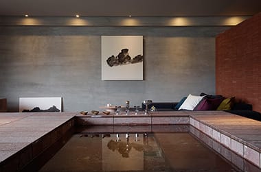 Early reservation / more than [60 days] in advance